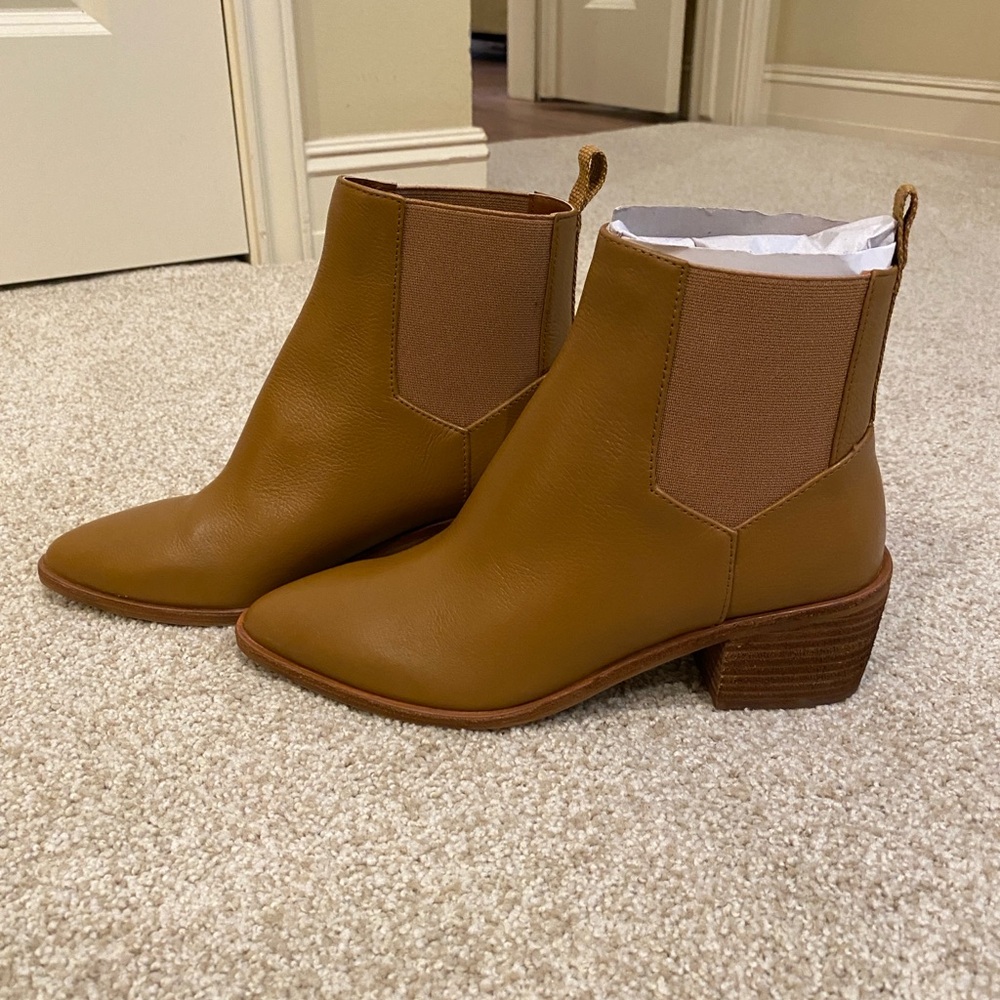 Chinese Laundry Tan Ankle Booties